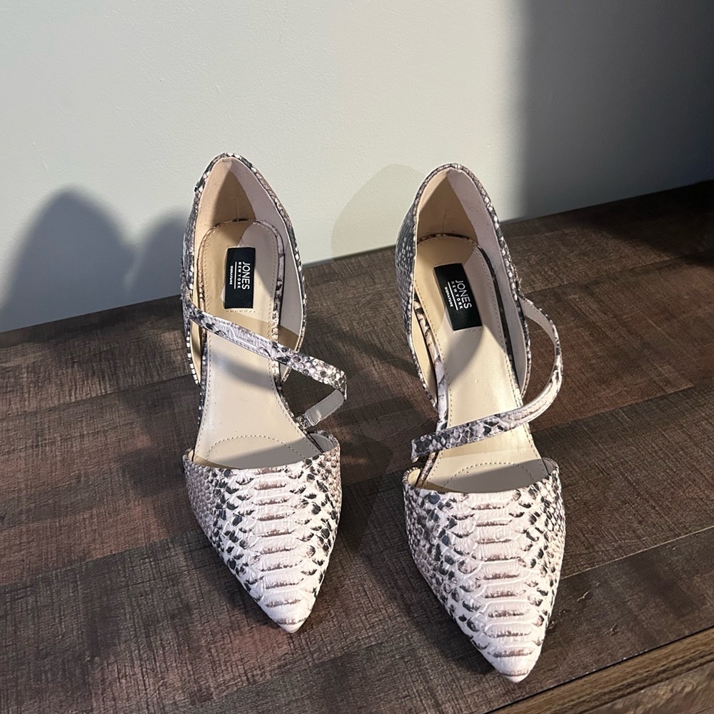 👠 Jones New York EUC Heel (4 inch) Size9